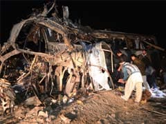 Bomb targets Pakistani police patrol, kills seven