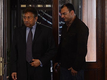 Pervez Musharraf's lawyers walk out of treason hearing