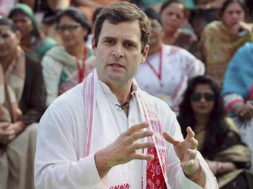 Rahul Gandhi in Amethi to counter AAP effect