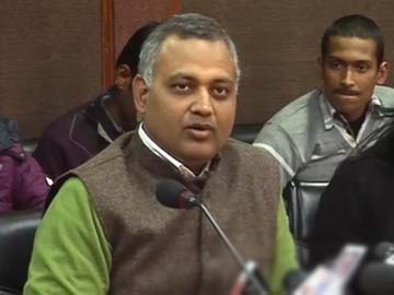 Delhi Law Minister Somnath Bharti named Danish rape survivor in press release