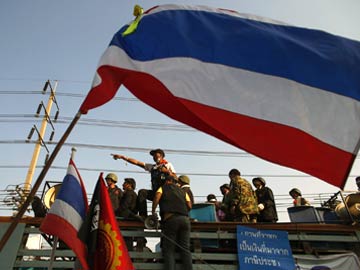 Thailand braces for violence as PM Yingluck Shinawatra's charm runs out