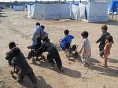 Pakistan displaced families put faith in peace talks