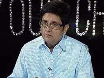 Jan Lokpal controversy: Kiran Bedi attacks Arvind Kejriwal on his threat to resign