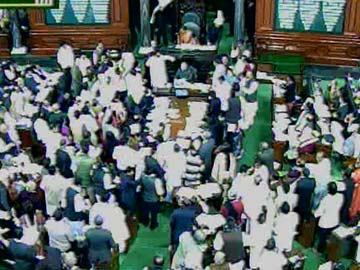 Telangana bill passed in Lok Sabha amid TV blackout