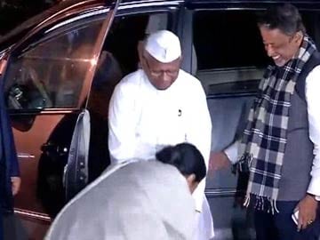 After Anna Hazare, Mamata Banerjee's meeting, Trinamool's 'mega political announcement' today