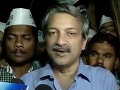 AAP protests in Mumbai after NCP workers vandalise office; Mayank Gandhi detained