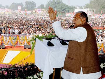 Come debate with me: Mulayam Singh Yadav's dare to Narendra Modi