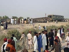 Bomb derails train in southwest Pakistan, kills eight