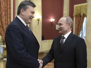 Ukraine's Victor Yanukovich, Russia's Vladimir Putin hold private meeting in Sochi