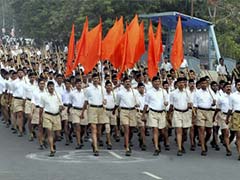 Bhopal: Mohan Bhagwat attends RSS traditional march