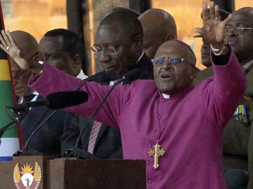 Desmond Tutu warns of 'Nazi' parallel to Uganda anti-gay law