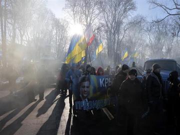 Ukrainian opposition seeks to cut President's powers
