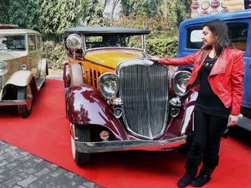 Vintage motor beauties take a ride on Delhi's streets