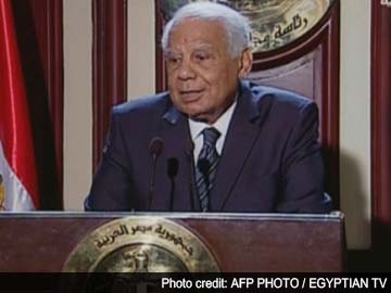 Egypt government resigns, paves way for Abdel Sisi to seek presidency