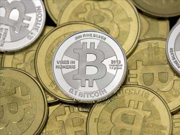 Bitcoin exchange Mt. Gox goes dark in blow to virtual currency