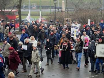 Hungary Jews call boycott of Holocaust memorial year