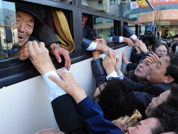 North, South Korea agree to first reunions since 2010