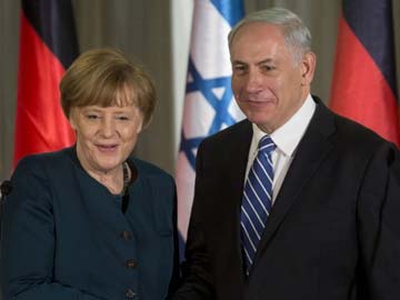 Angela Merkel in Israel to discuss Iran, peace talks
