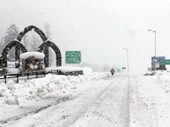 Kashmir Valley lashed by rains; higher reaches receive snow