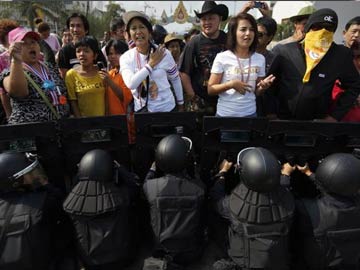 Thai police reclaims key protest site in Bangkok