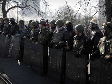 Ukraine's deputy army chief resigns after violence