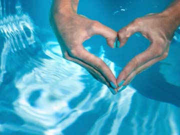 A wedding ceremony, 130 metres underwater, sets world record