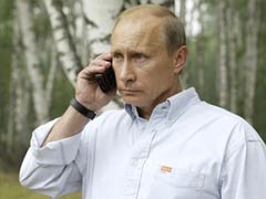 Vladimir Putin puts troops in western Russia on alert in drill