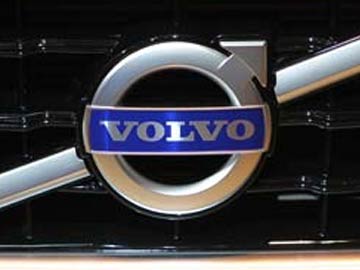 Volvo to turn cars into post boxes for online shoppers