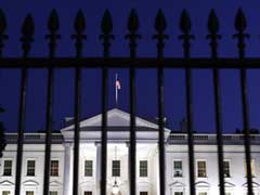 Man tries to jump fence at US White House, sparking lockdown