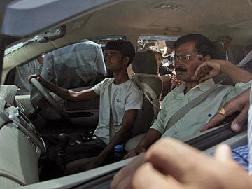 Stopped from meeting Narendra Modi, Arvind Kejriwal says I am not a terrorist