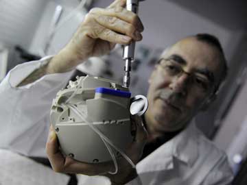 Second artificial heart implant due in 'weeks': French heartmaker