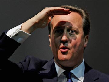 British PM David Cameron in Israel to talk peace, Iran