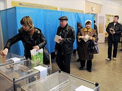 US rejects Crimea vote, says Russian actions 'dangerous'