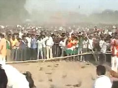 Chaos at Narendra Modi rally in Gaya, shoes thrown at cops