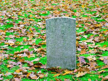 US Man Tending to Gravestone Dies After it Falls on Him