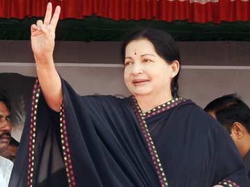 Chidambaram left economy in a 'shambles': Jayalalithaa