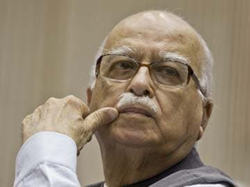 BJP leaders request LK Advani to run again from Gandhinagar