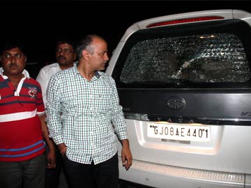 AAP leader Manish Sisodia's car allegedly attacked in Gujarat