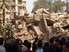 Mumbai: Building collapse caught on mobile phone camera