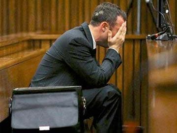 Oscar Pistorius vomits in court as girlfriend's autopsy detailed