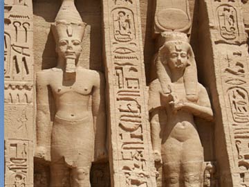 Two Colossal Statues Of Pharaoh Restored In Luxor After 2 Decades