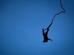 With 151 bungee jumps in 24 hours, this man set a world record
