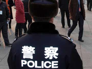 Knife-wielding man injures three at Chinese railway station