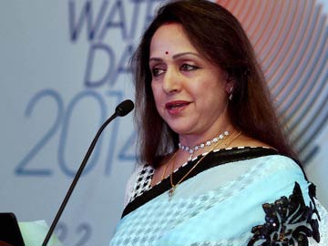 Elections 2014: Happy that I got ticket from Lord Krishna's land, says Hema Malini