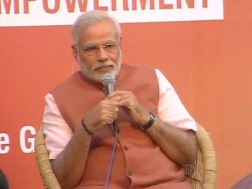 Narendra Modi's 'chai pe charcha' on women empowerment: Highlights