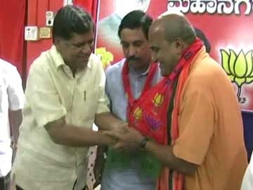 Pramod Muthalik, controversial Sri Ram Sene chief, joins BJP