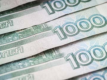 Ruble enters force as Crimea's official currency