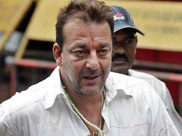 Sanjay Dutt back in Yerwada jail as parole comes to end