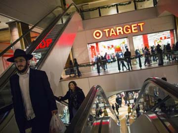 Target says it declined to act on early alert of cyber breach