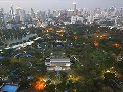 Thai government to lift Bangkok emergency as tension eases